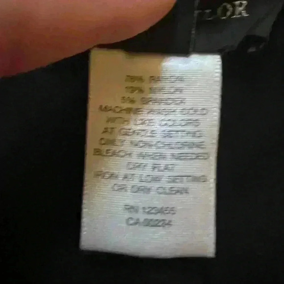 Lord and Taylor stretch pants heavy material for warmth (P238) - Picture 3 of 7